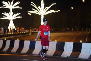 BIB: 4080
                            <button type="button" onclick="openModal(21240936)" class="btn btn-primary btn-sm float-right btn-popup" data-toggle="modal" data-target=".modal-high-quality">
                        <i class="fas fa-shopping-cart"></i> Add to Cart
                    </button>
                                            <button type="button" onclick="isThisMe(21240936, true)" class="btn btn-success btn-sm float-right btn-popup btn-isme hidden" data-toggle="tooltip" data-placement="bottom" title="นี่คือรูปของคุณใช่ไหม คลิกที่นี่เพื่อเอาเข้าอัลบั้ม">
                        <i class="fas fa-plus"></i> Add to album
                    </button>
                    <button type="button" onclick="isThisMe(21240936, false)" class="btn btn-warning btn-sm float-right btn-popup btn-isnotme hidden">
                        <i class="fas fa-ban"></i> Remove from album
                    </button>